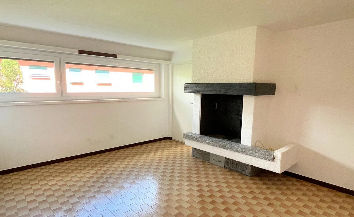 House with large land in a prestigious residential area - Photo 17 of 18