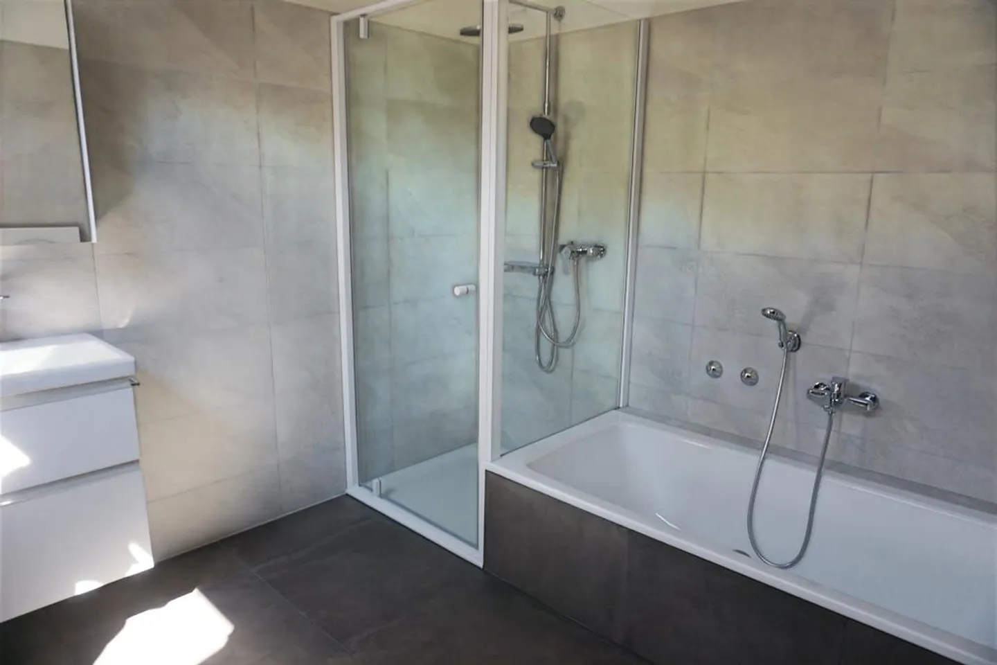 Moderne Maisonette mit Seesicht - Foto 7 von 10