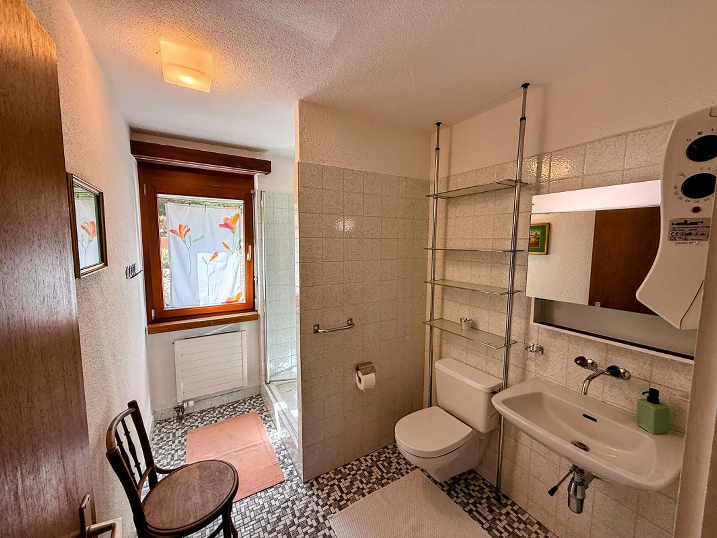 Vollausgestattete 2.5 Zimmer-Gartenwohnung - Foto 9 von 10