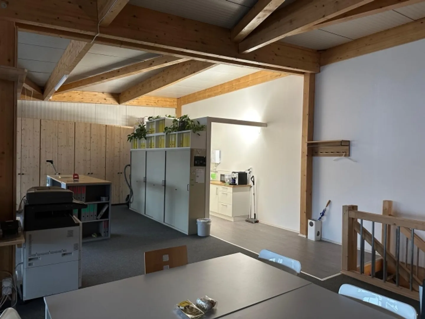 Commercial - Photo 5 of 7