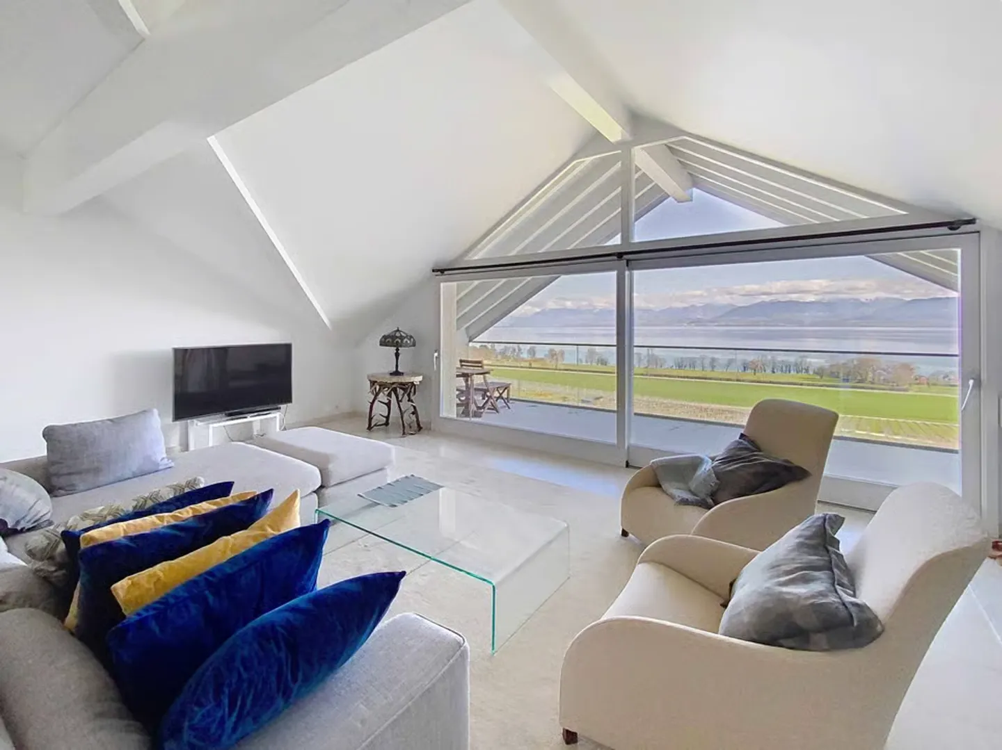 Wunderschöne Wohnung mit Aussicht - Foto 2 von 13