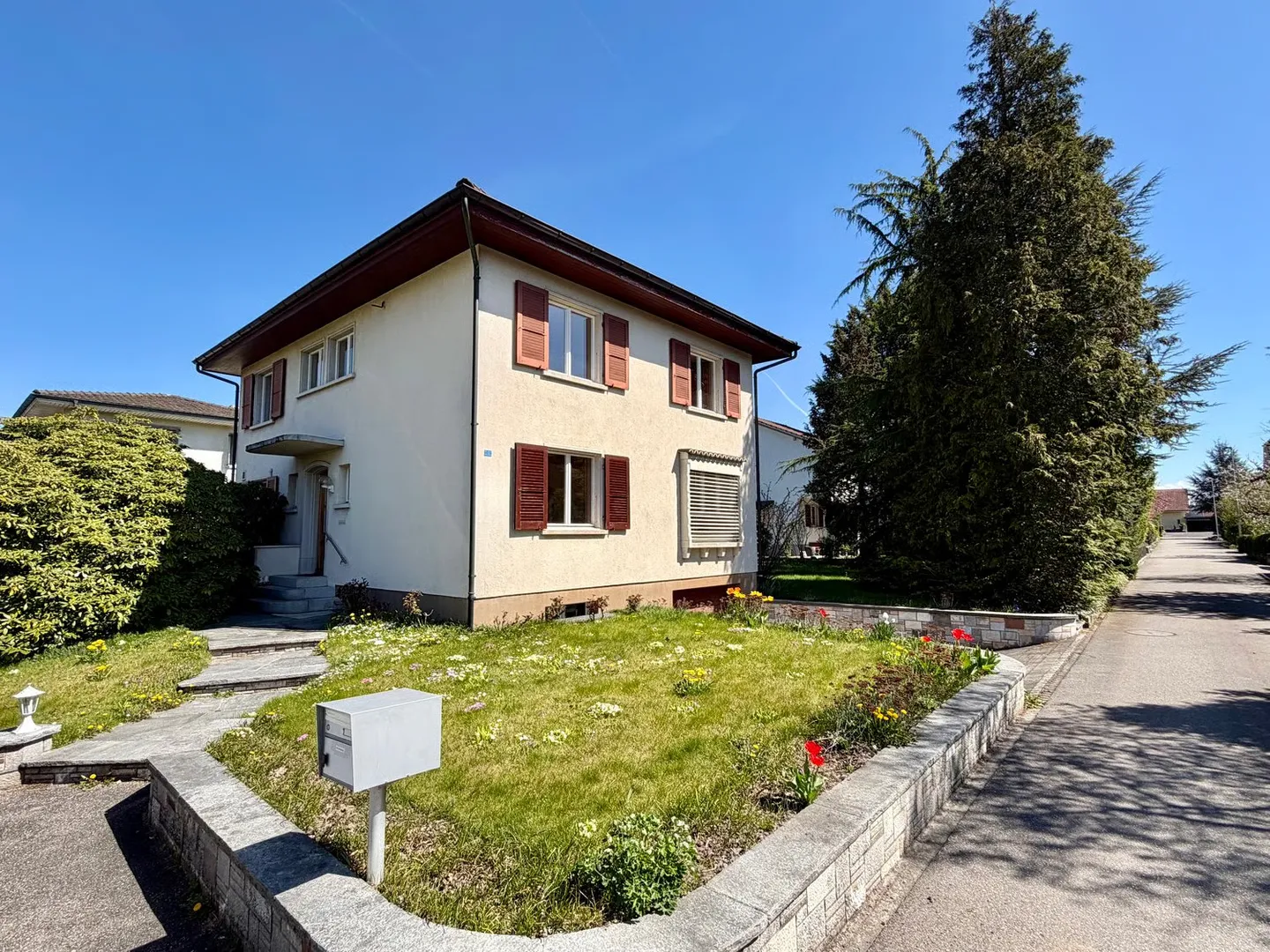 Jewel with Potential for Sale in Derendingen - Photo 7 of 45