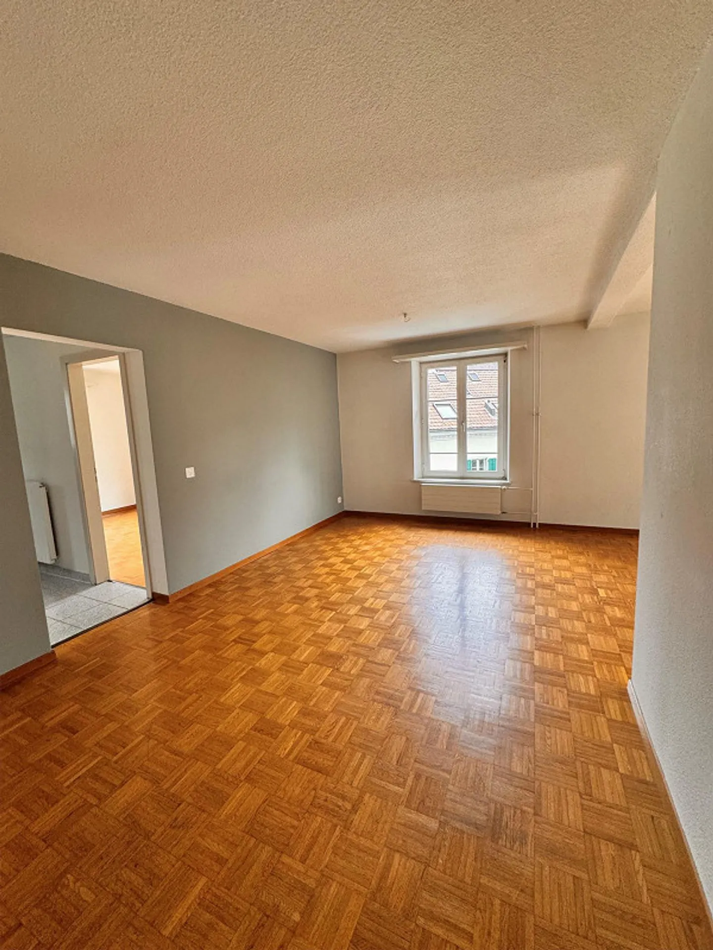 Attraktive Stadtwohnung im Kreis 4 - Foto 3 von 9