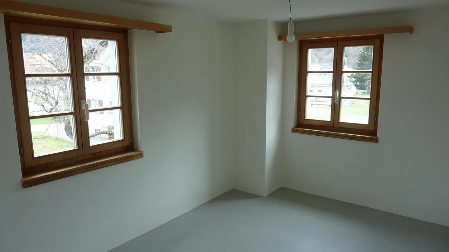 Appartement 2 pièces dans un endroit calme avec balcon - Photo 7 sur 8