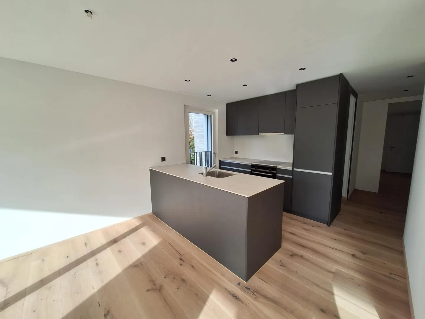 Modernes Appartement in Luzern - Foto 3 von 8