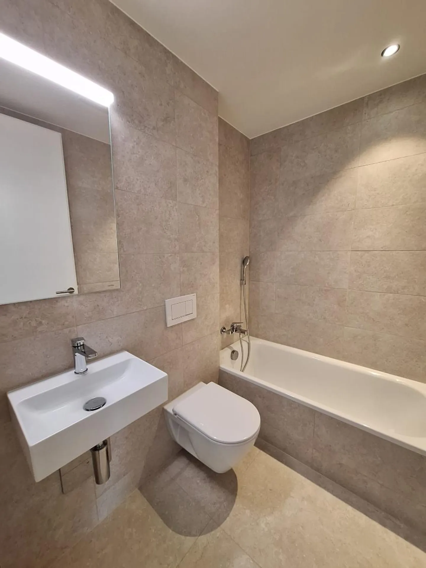 Modernes Appartement in Luzern - Foto 4 von 8