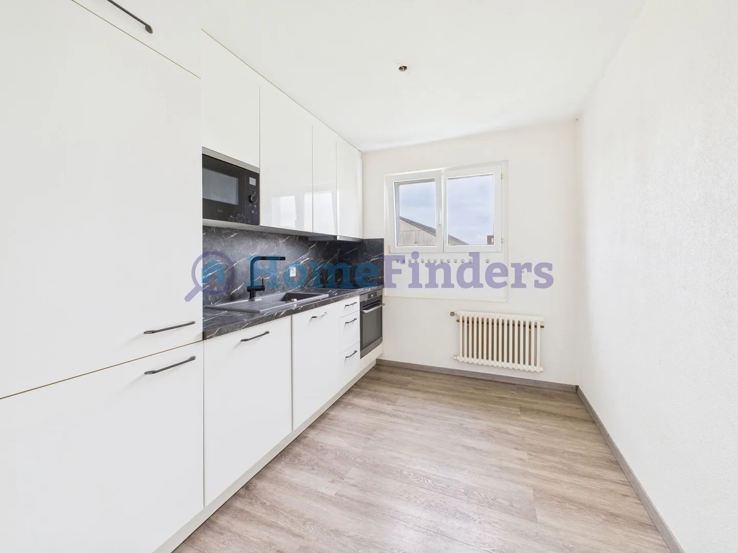 TWO CHARMING APARTMENTS IN THE BEST LOCATION OF STACHEN - ATTRACTIVE FOR INVESTORS, POSSIBLE RETURN 4.2% - Photo 8 of 11