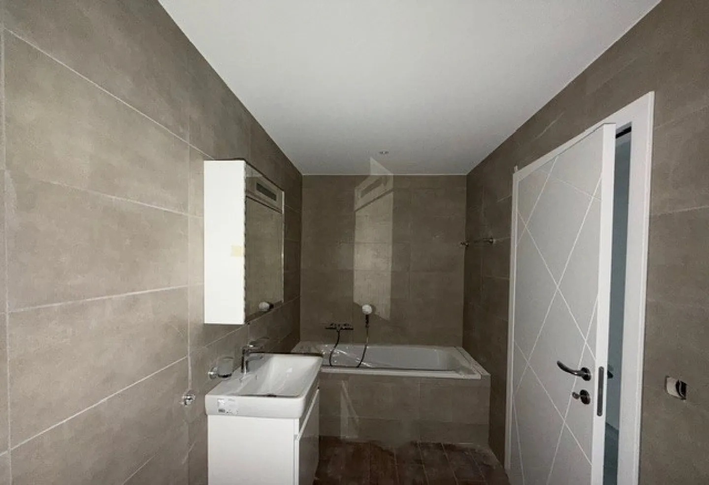 Neues 4,5-Zimmer-Apartment in Farvagny - Foto 8 von 11