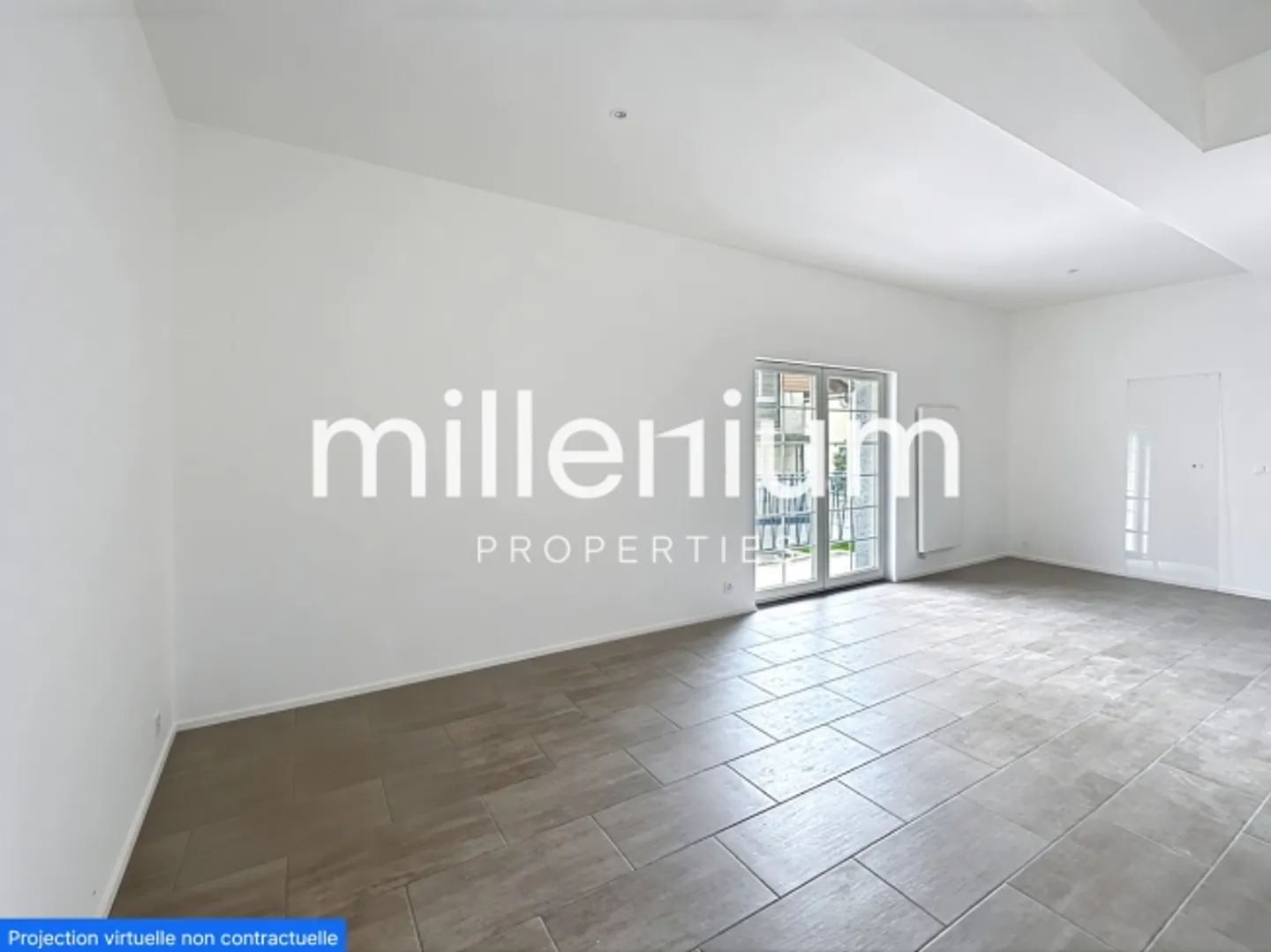 Bell'appartamento ristrutturato nel centro di Gimel - Foto 3 di 9