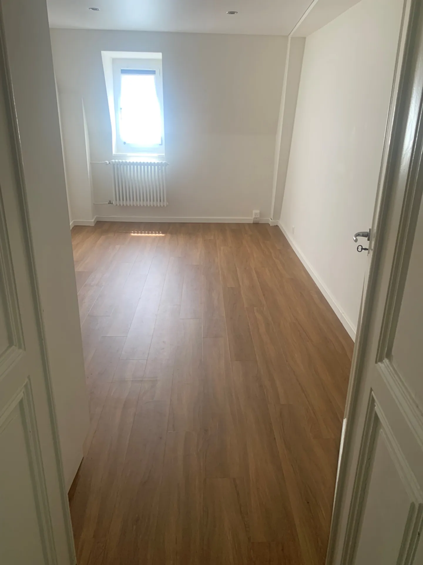 Charmantes 2.5-Zimmer-Dachgeschosswohnung - Foto 4 di 7