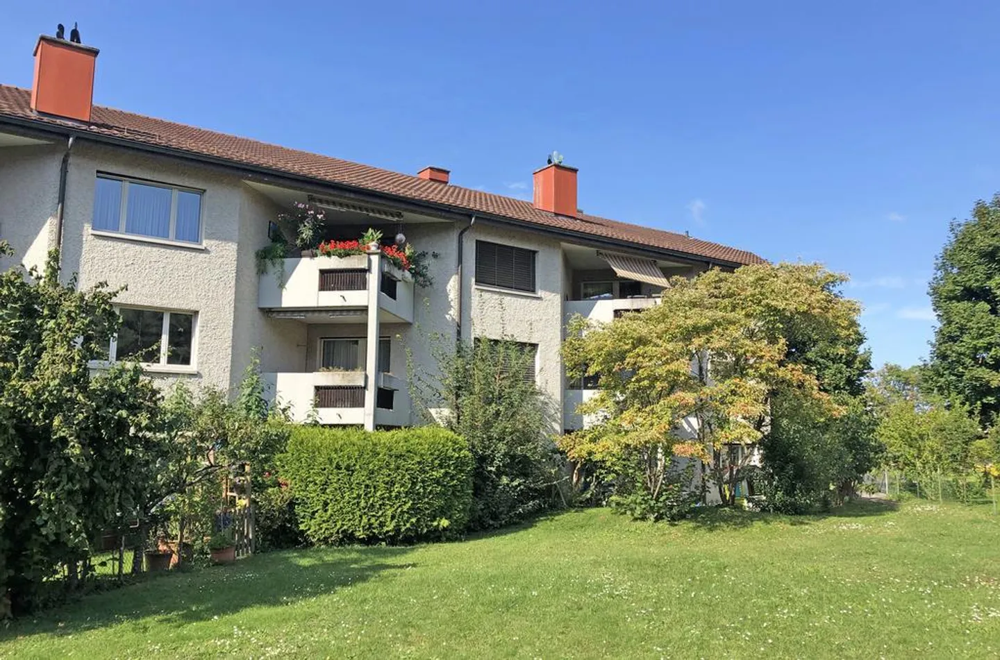 Appartement spacieux dans un emplacement calme - Photo 1 sur 12