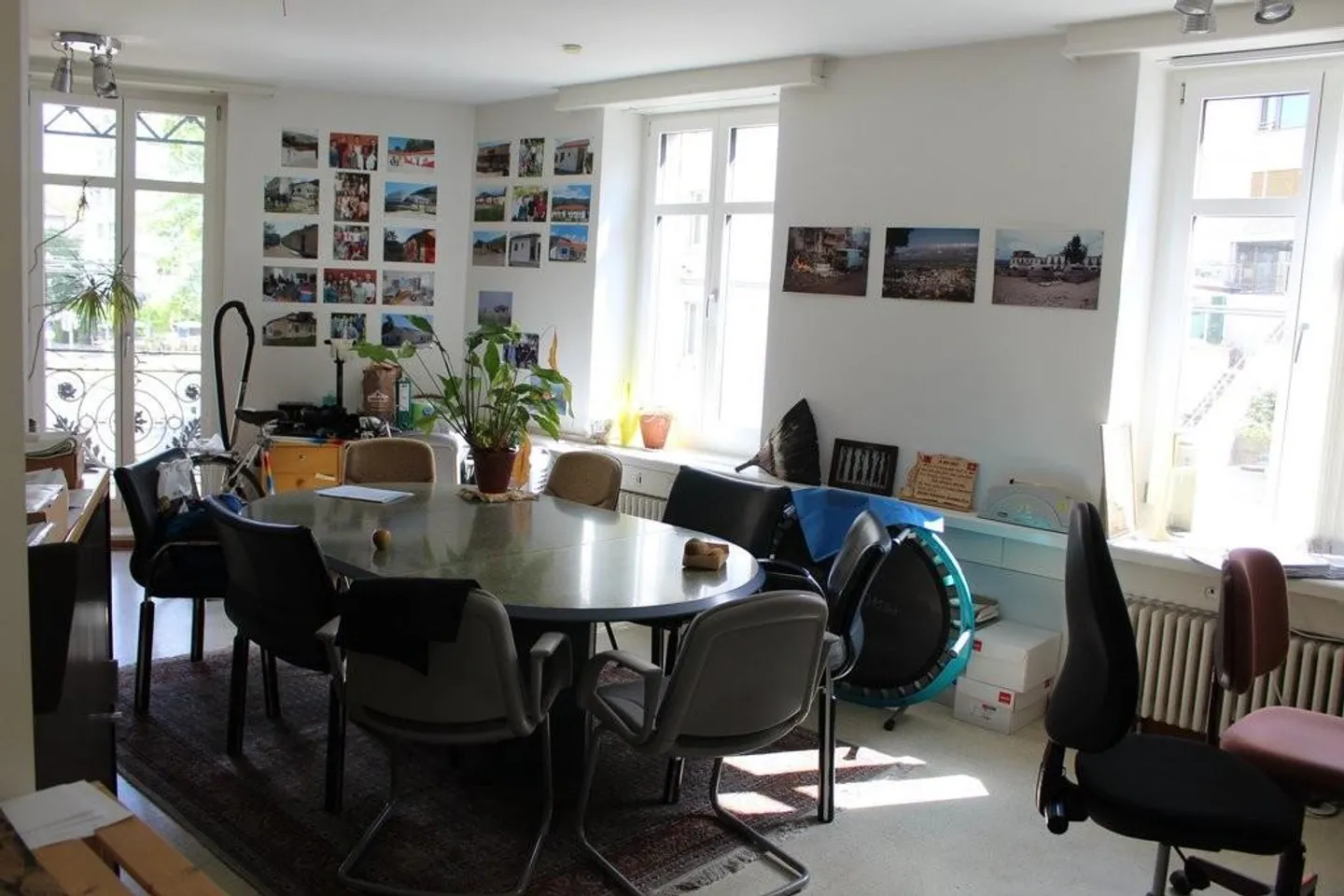 Temporary office space at Waffenplatz for rent starting 01.03.2026 - Photo 1 of 7