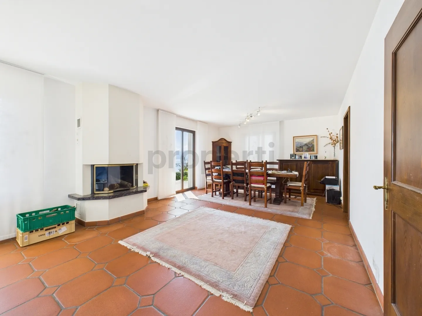 Einladendes Einfamilienhaus mit atemberaubendem Blick auf den Lago Maggiore in Brissago - Foto 4 von 13