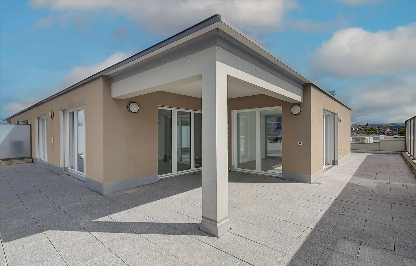 Appartement Attique Spacieux avec Terrasse - Photo 9 sur 9