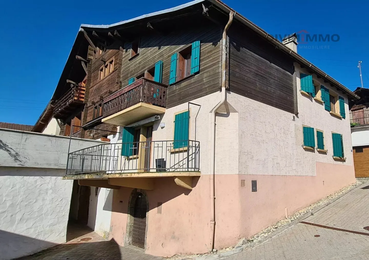 Charmantes Penthouse in Drone - Foto 1 von 9