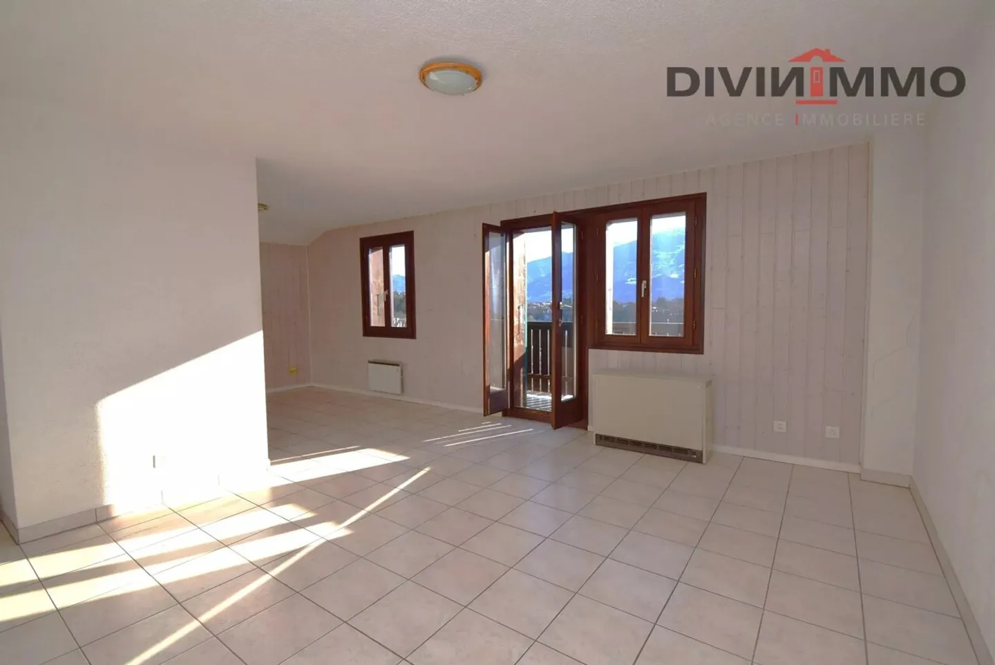 Charmantes Penthouse in Drone - Foto 2 von 9