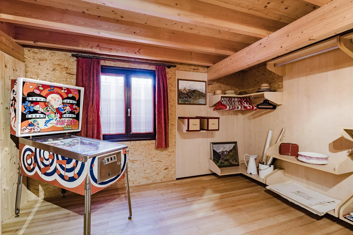 Incantevole casa familiare in legno - Foto 10 di 16