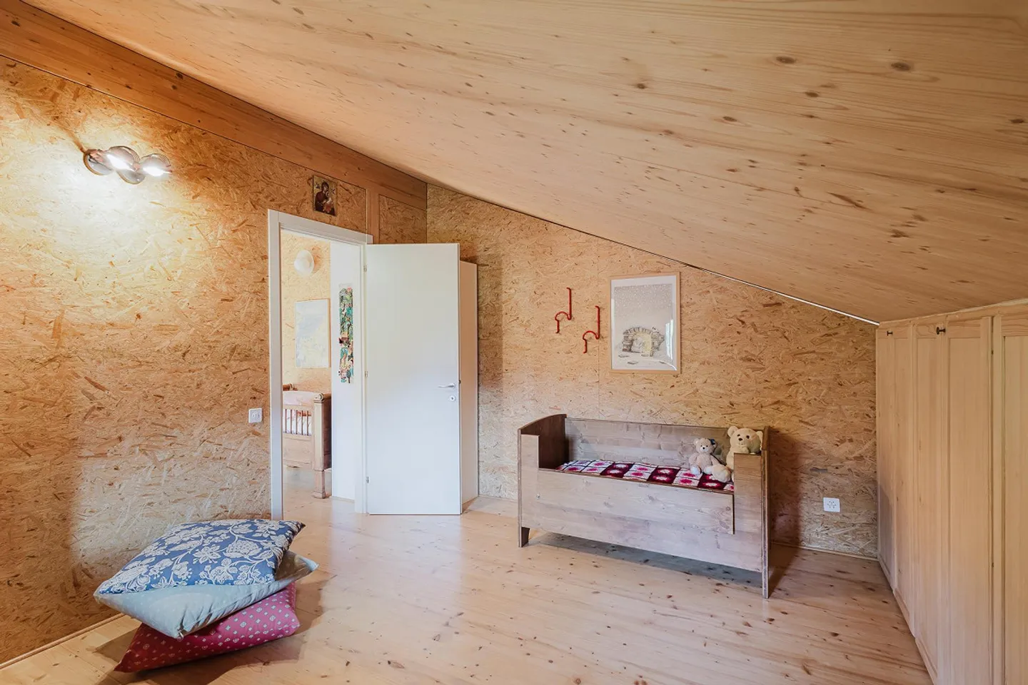Incantevole casa familiare in legno - Foto 14 di 16