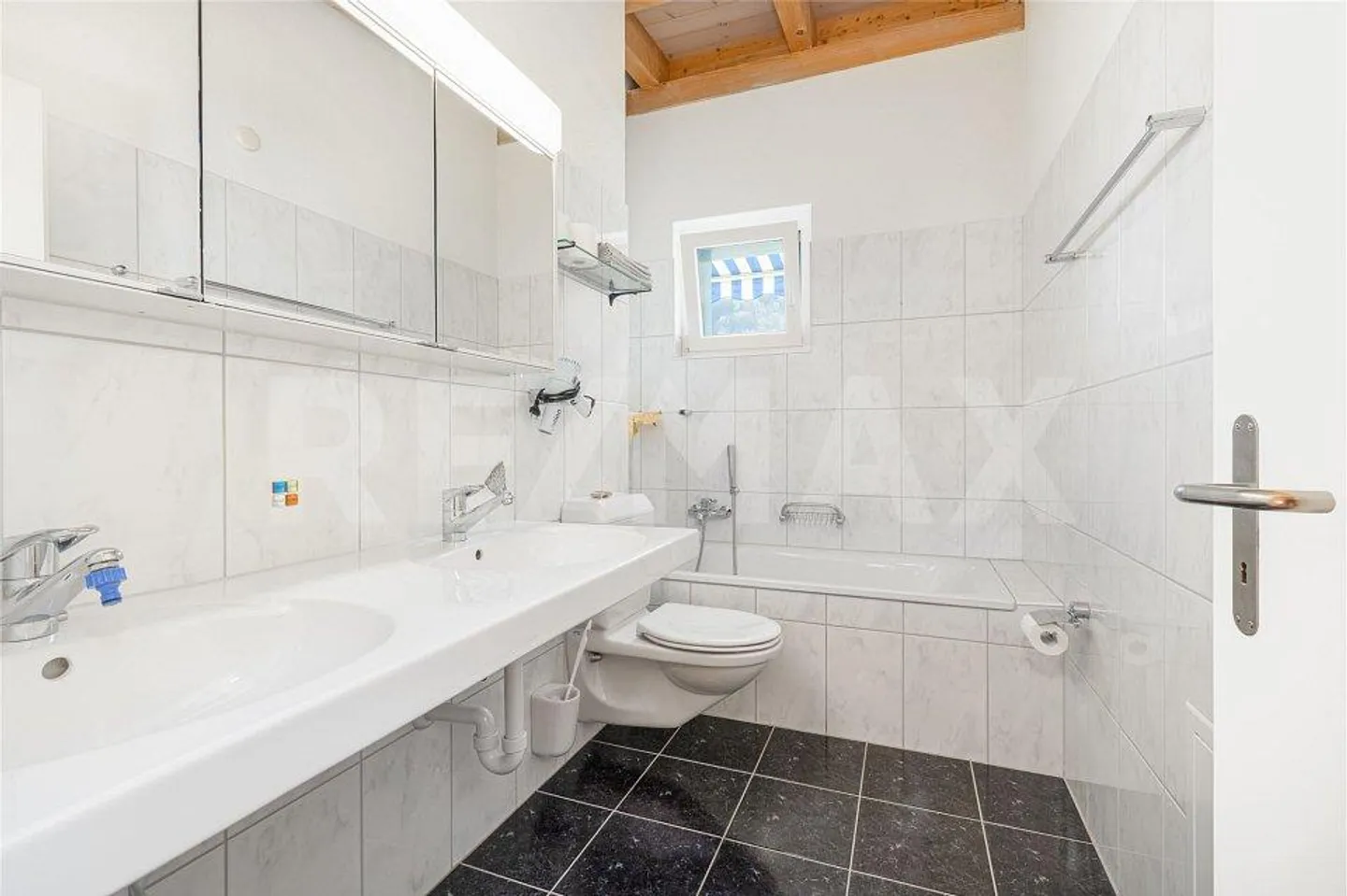 3.5-room penthouse (originally 5.5 rooms) with two terraces near... - Photo 5 of 13