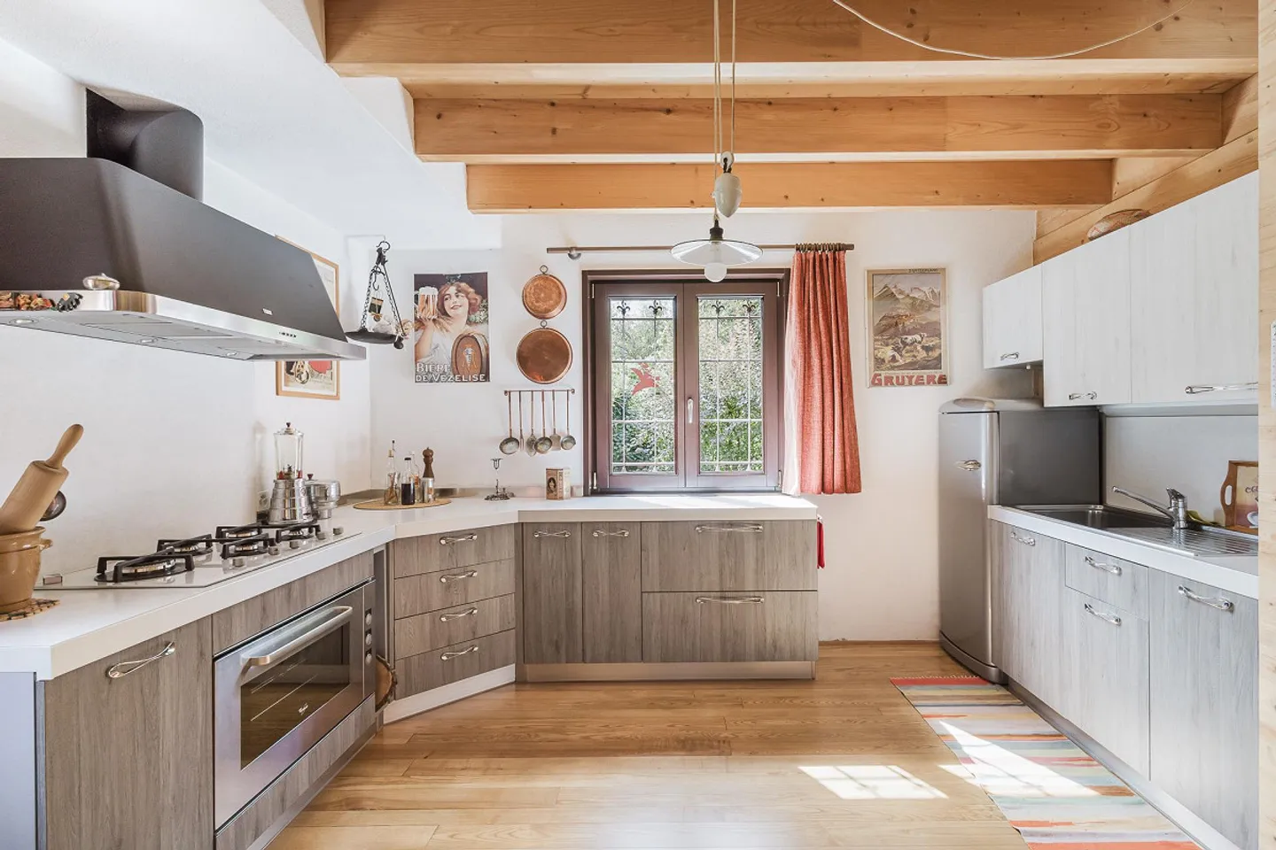 Incantevole casa familiare in legno - Foto 8 di 16