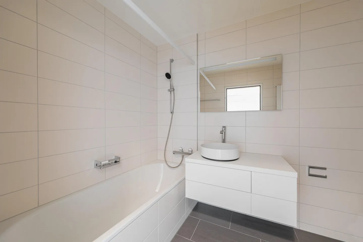 City apartment directly on the Limmatquai - Photo 11 of 12