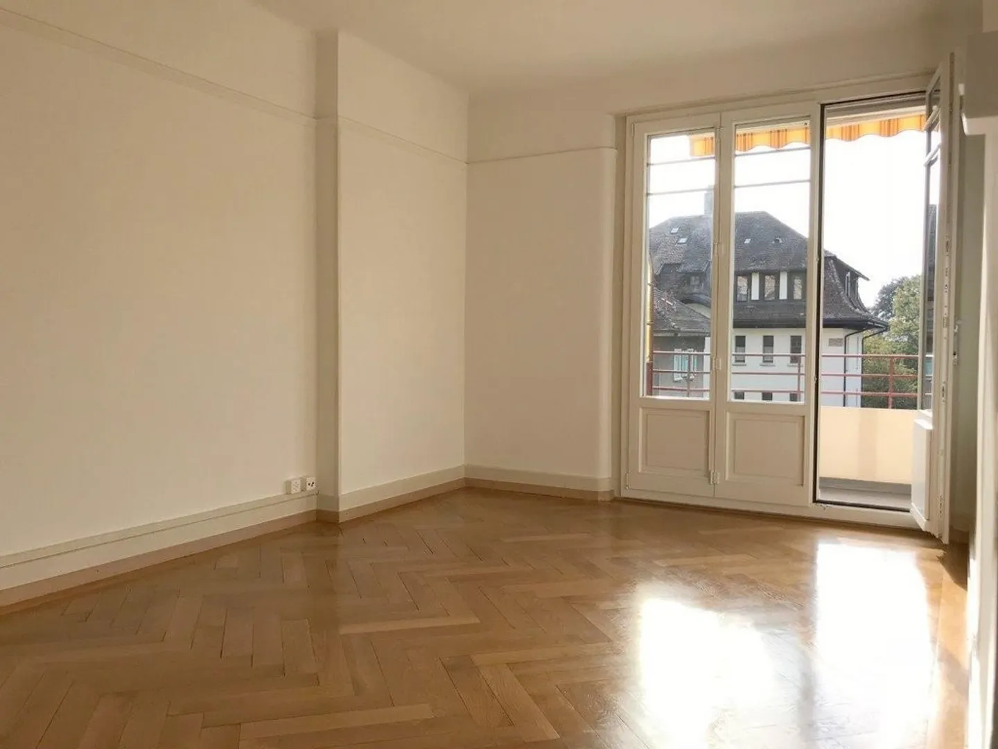 Close to the city center and the lake - Photo 1 of 8