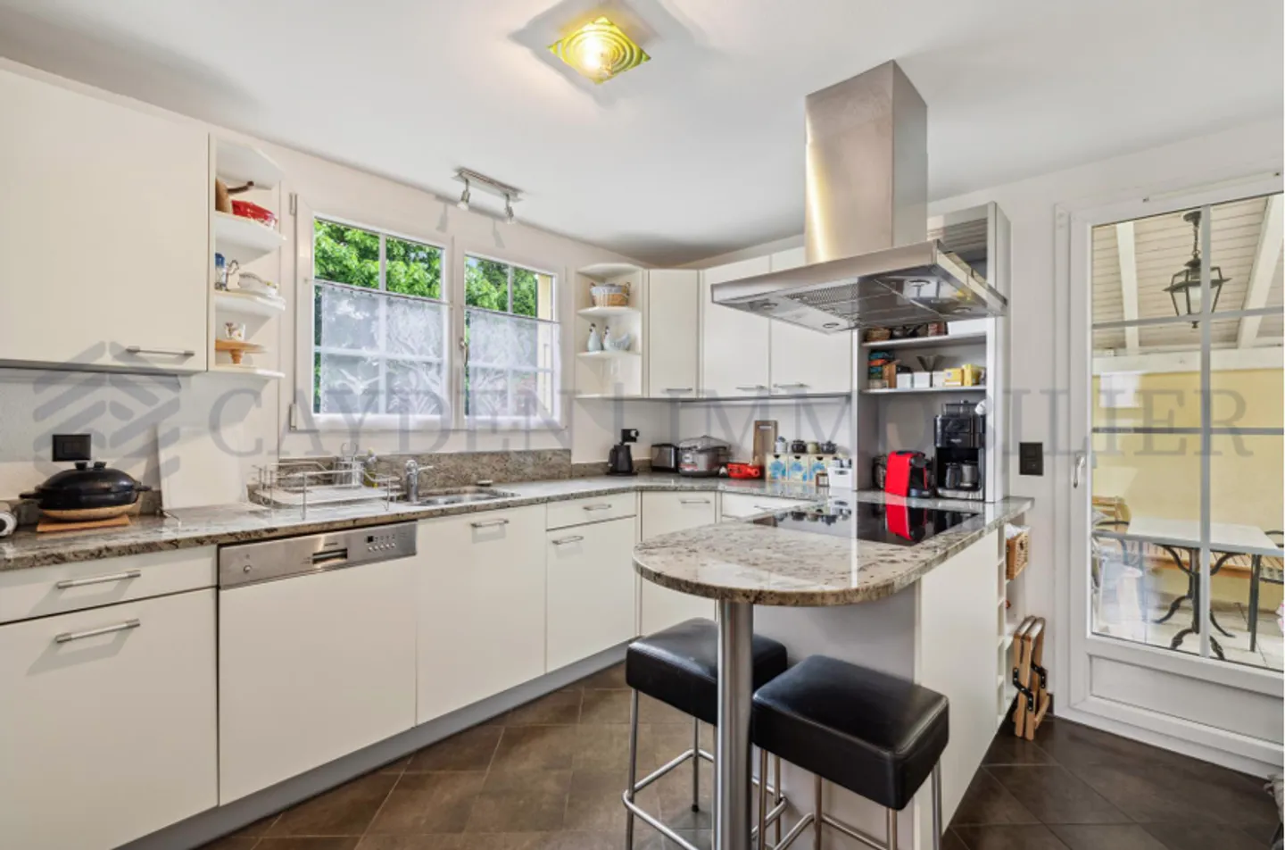 Casa 7 stanze - Foto 1 di 7