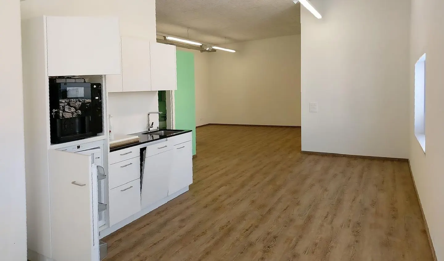 Attraktive Gewerbefläche in St. Urban - Foto 1 von 7