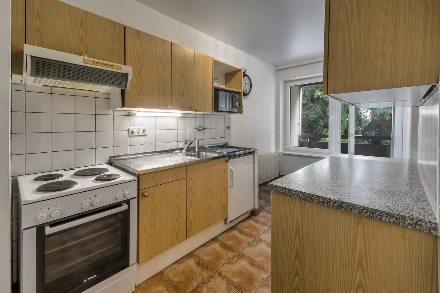 Ideal for investors: quiet, 2.5 rooms to renovate - Photo 2 of 5