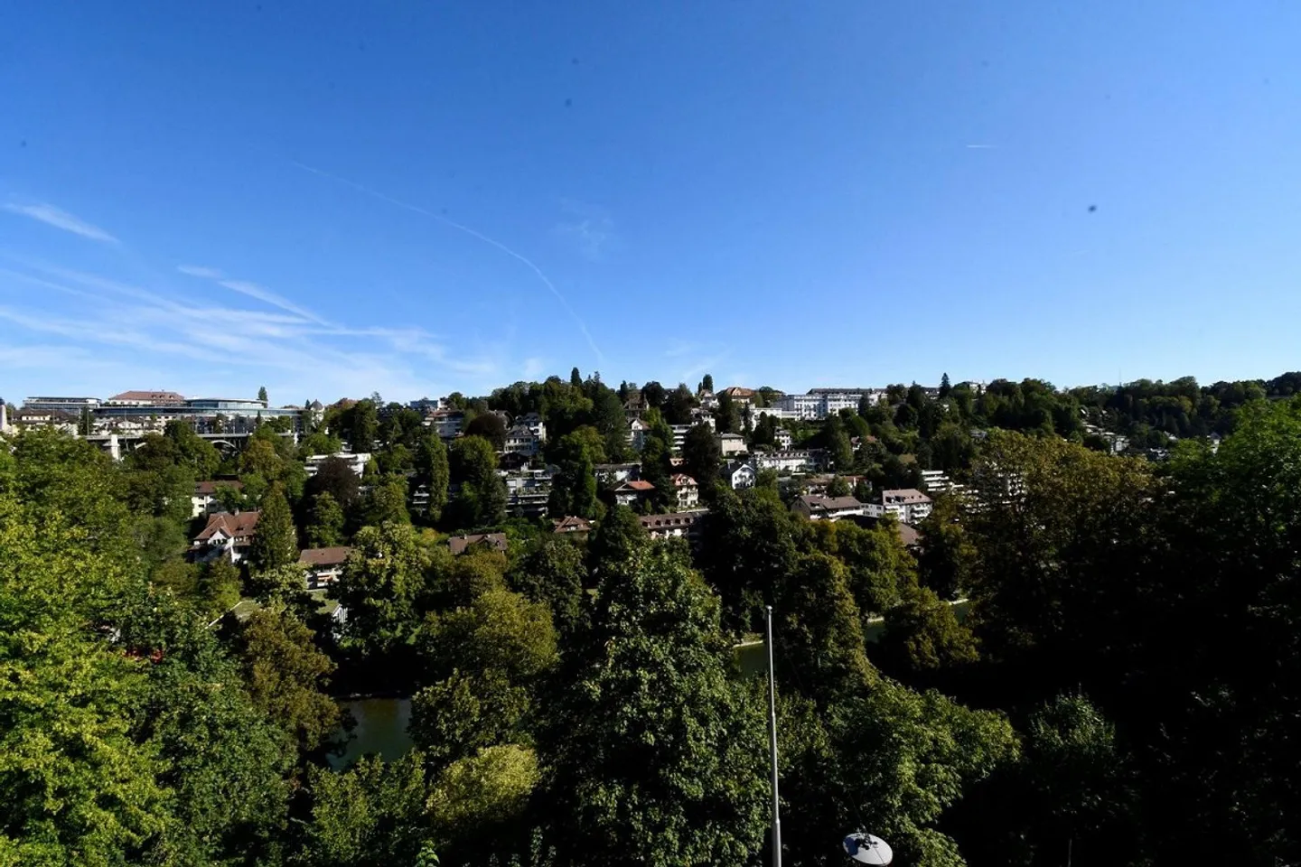 Sonnige 4-Zimmer-Wohnung in Bern - Foto 2 von 9