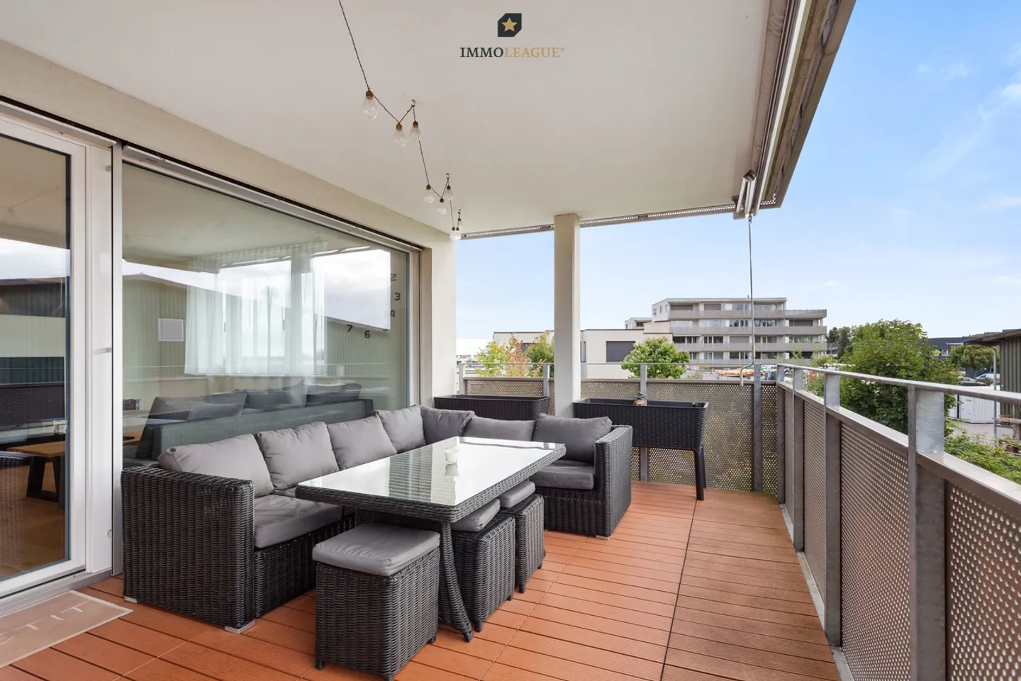 Space for the whole family - stylish apartment with inviting flair. - Photo 6 of 10