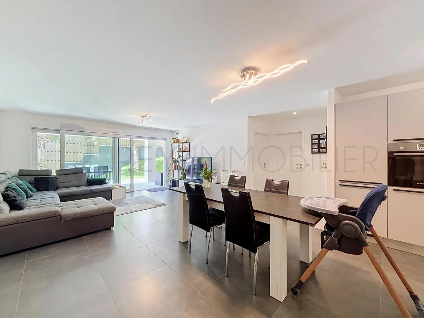 Appartement Charmant avec Jardin - Photo 1 sur 8