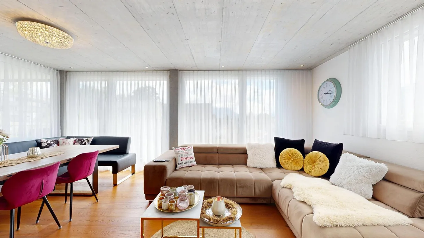 Appartement lumineux de 4,5 pièces à Montlingen - Photo 2 sur 19