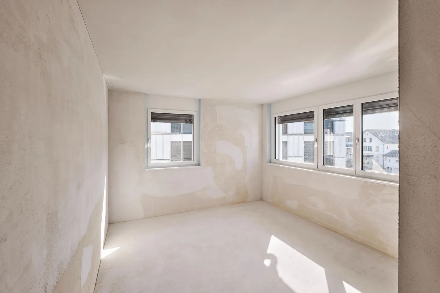 Charmantes Doppelhaus mit Garten - Foto 3 von 6