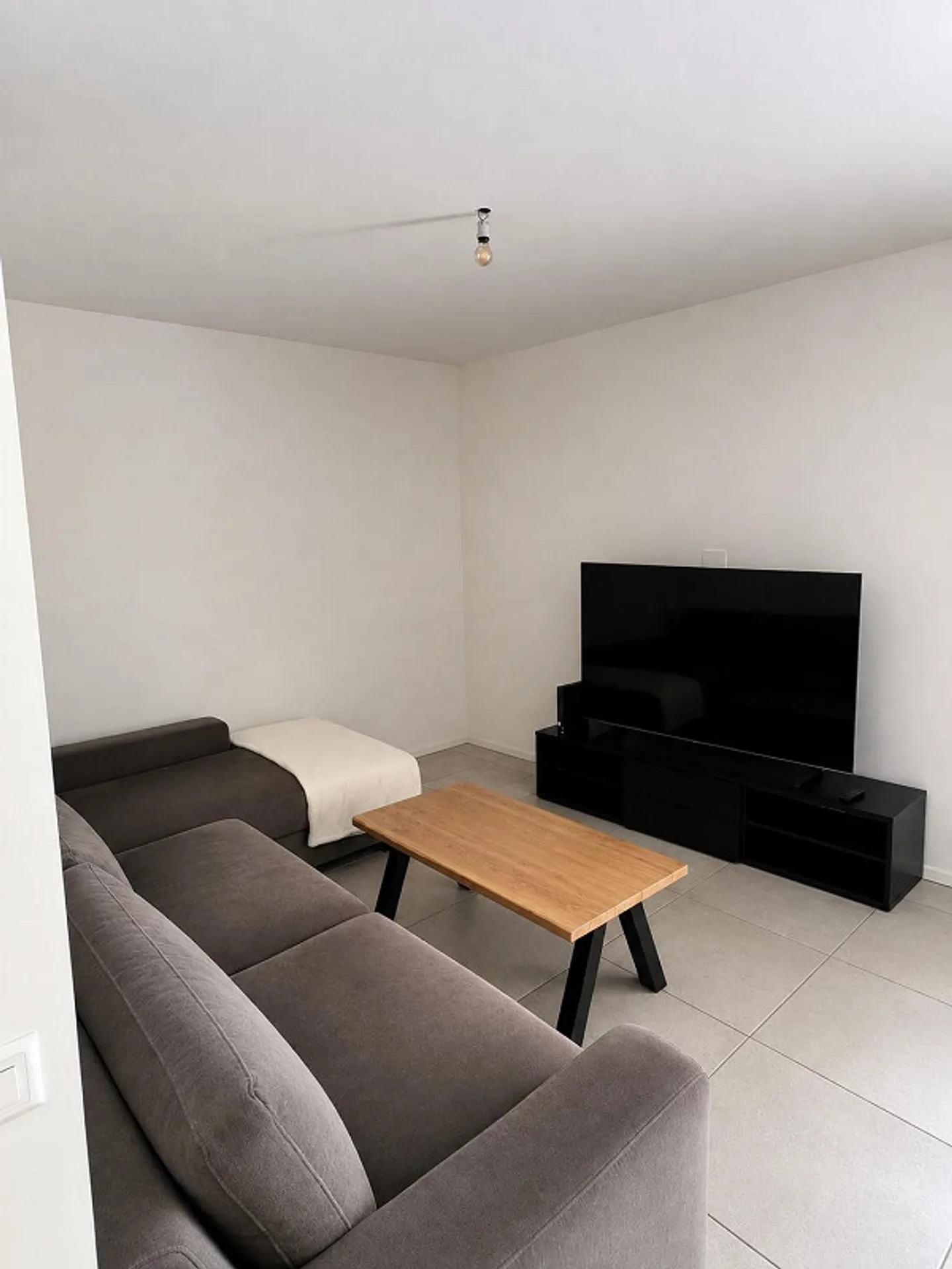 Appartamento esclusivo di 2,5 stanze con oasi giardino privata a Lucerna - Foto 2 di 11