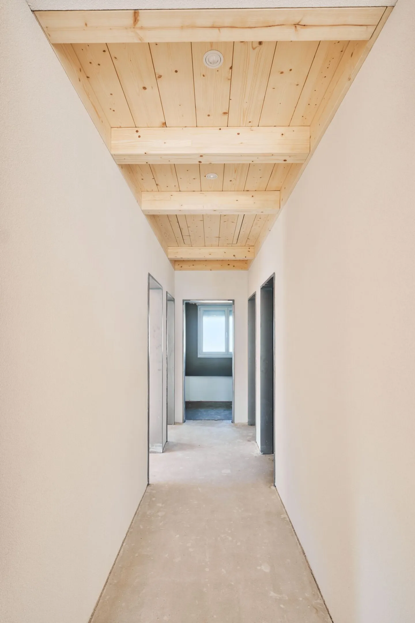 Charmantes Doppelhaus mit Garten - Foto 6 von 6