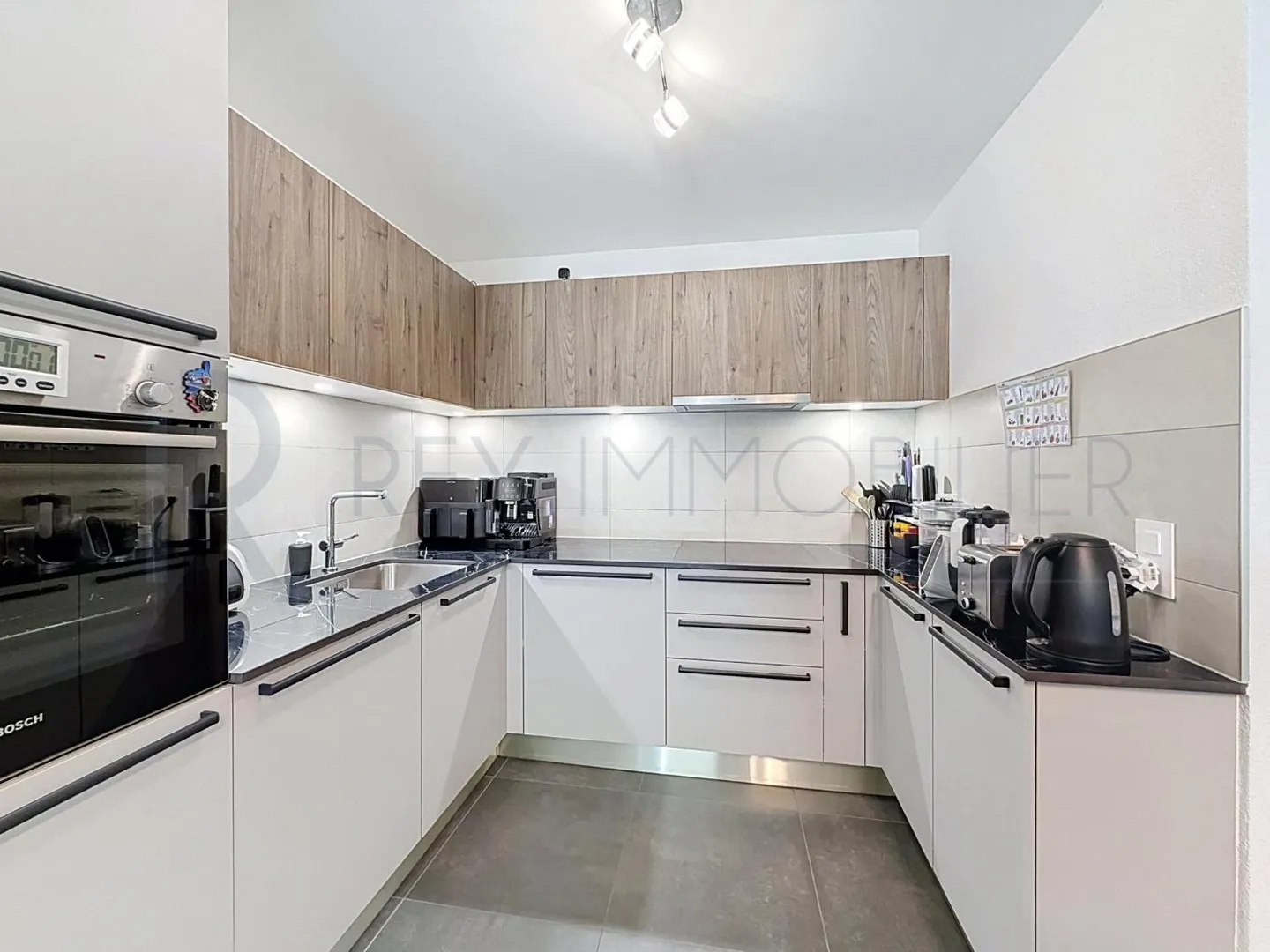 Appartement Charmant avec Jardin - Photo 4 sur 8