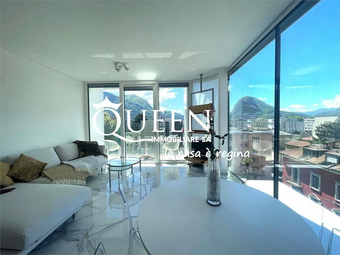 Lugano-Viganello: helles Penthouse 2.5 Zimmer - Foto 1 von 13