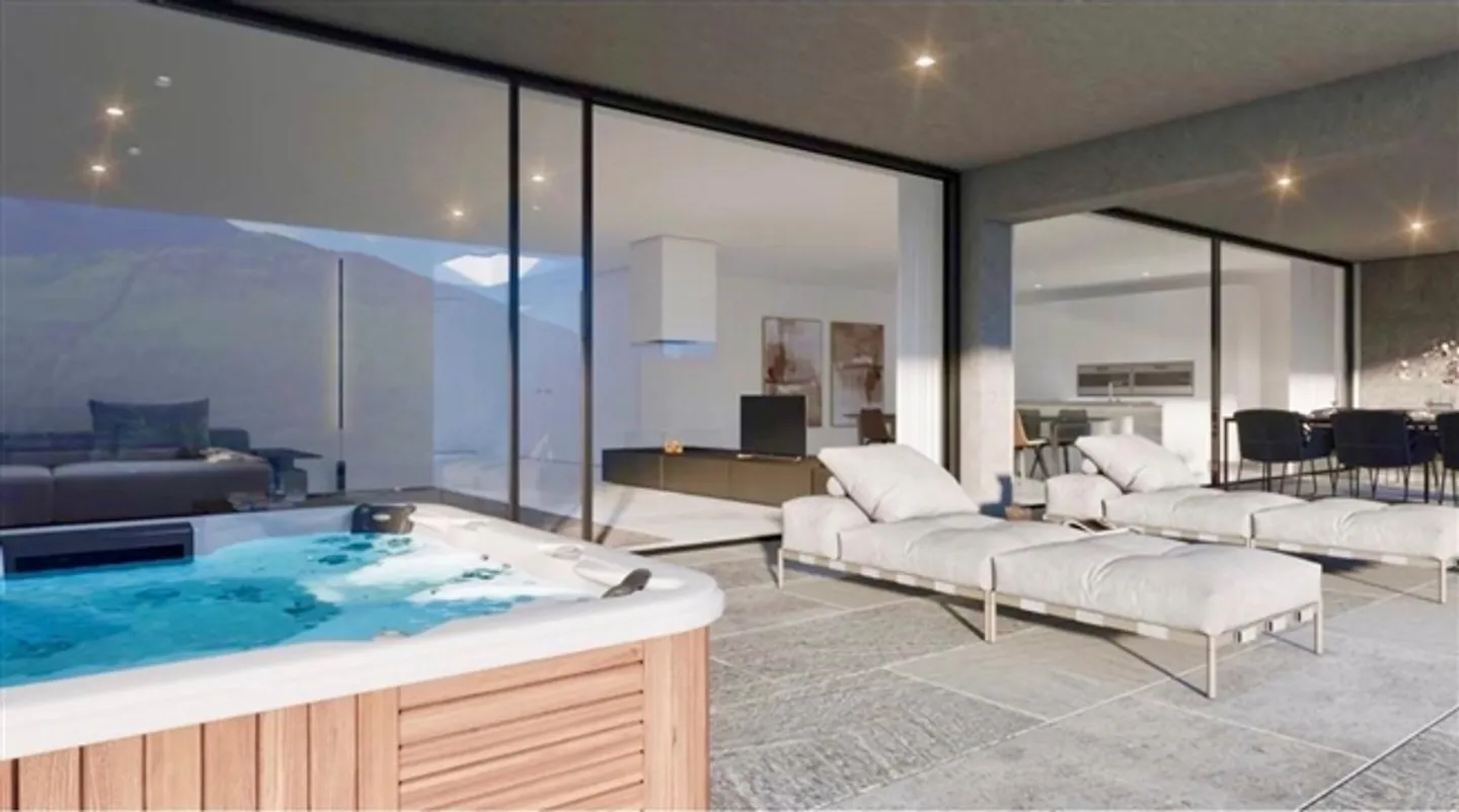 New exclusive 200 m2 penthouse with a 72 m2 terrace and stunning views - Photo 3 of 9