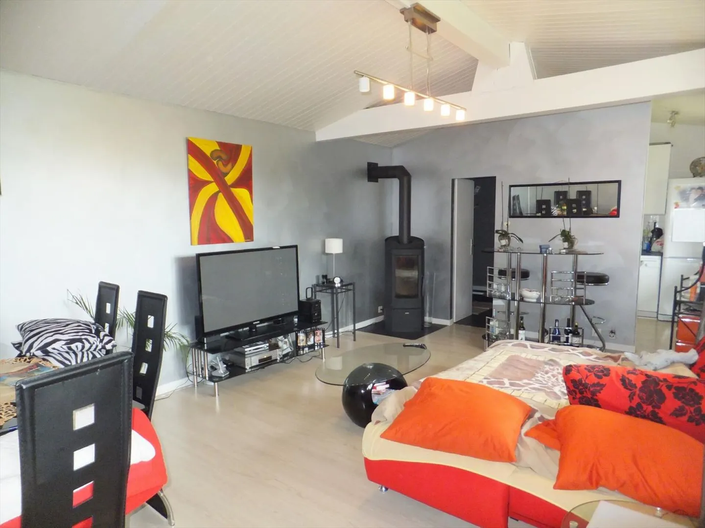 Grande villa individuelle avec 3 garages. À saisir! - Photo 2 sur 8