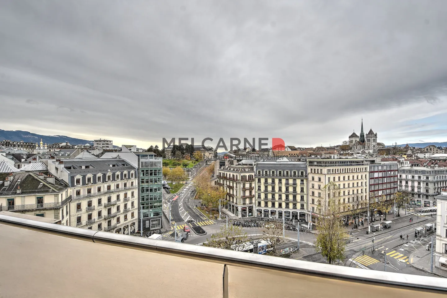 Bureaux - Attique - Terrasse - Photo 10 sur 10