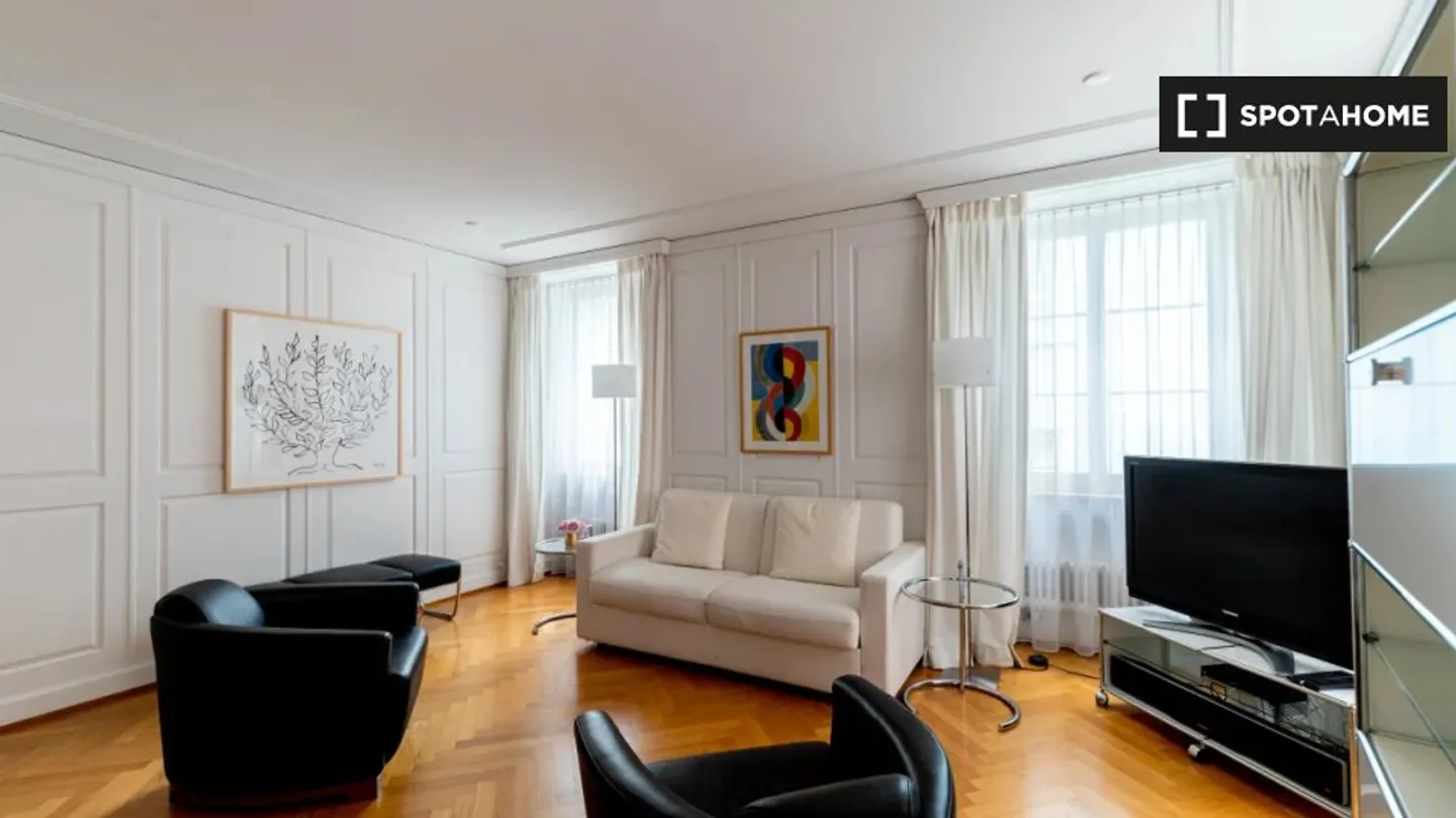 Discover, visit, and rent your new home online with complete confidence. - Photo 7 of 13