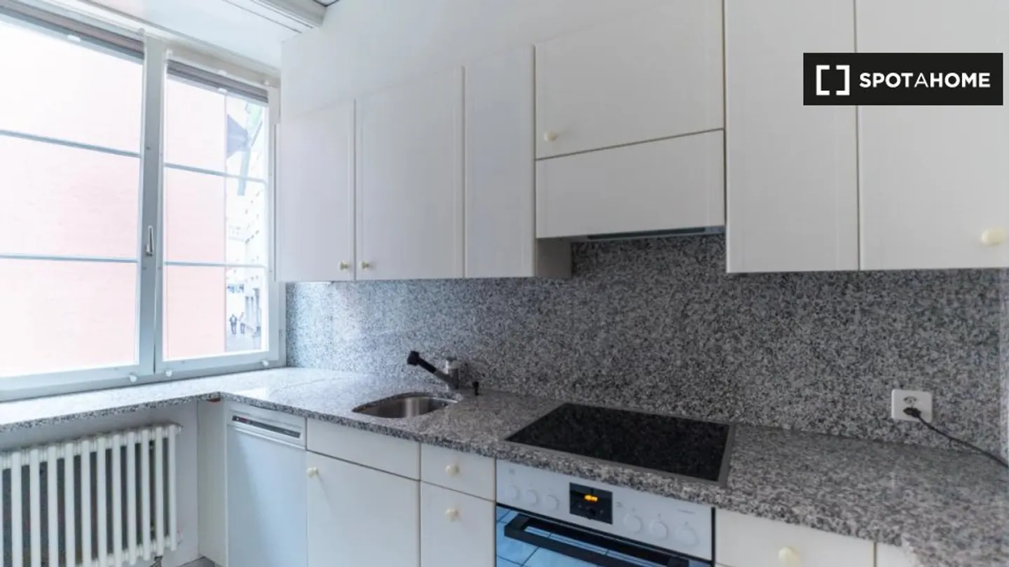 Discover, visit, and rent your new home online with complete confidence. - Photo 12 of 13