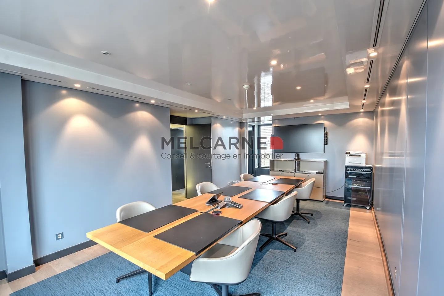 Bureaux - Attique - Terrasse - Photo 4 sur 10