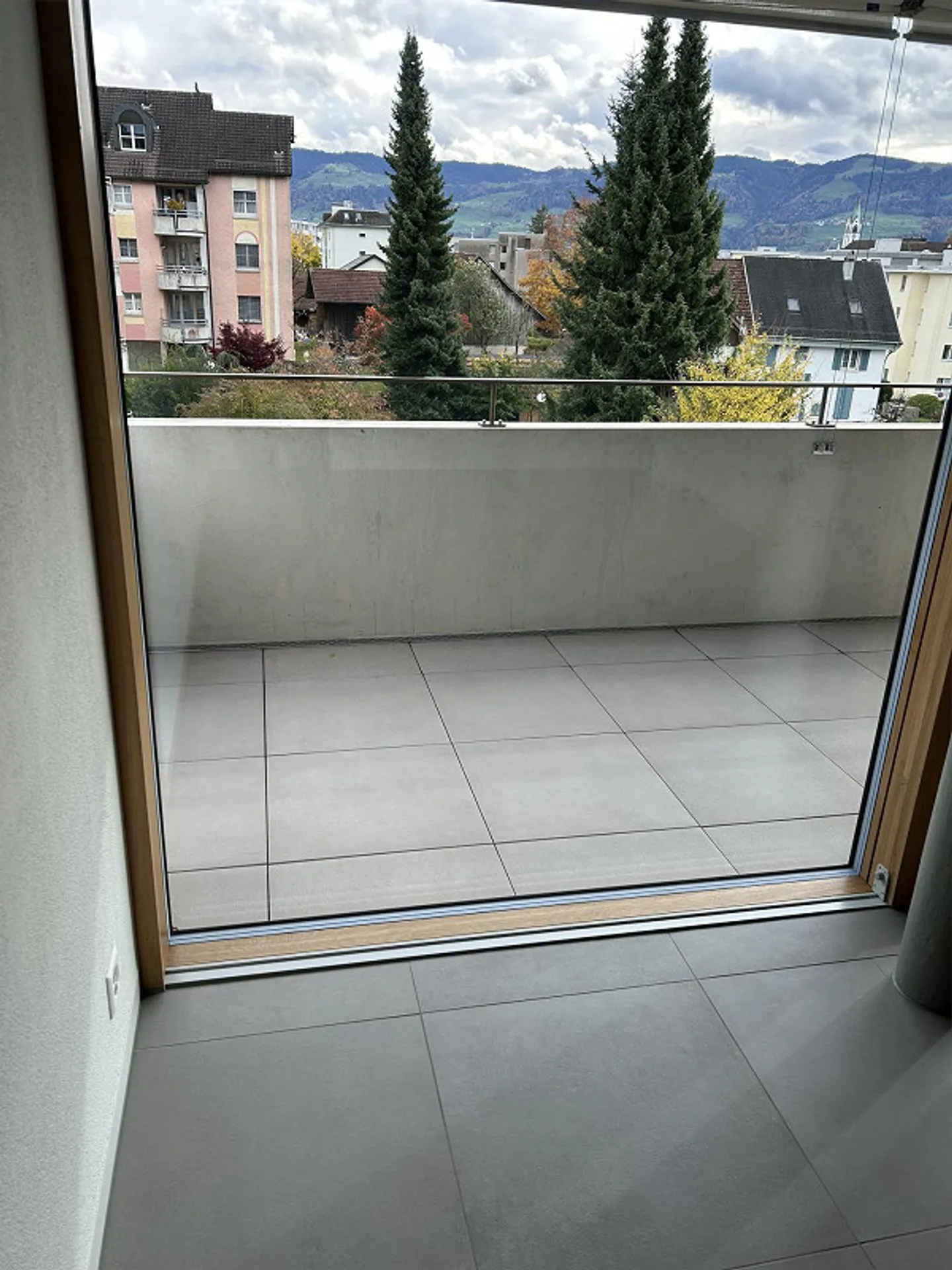 Appartamento moderno e luminoso di 2 ½ stanze - Foto 4 di 7