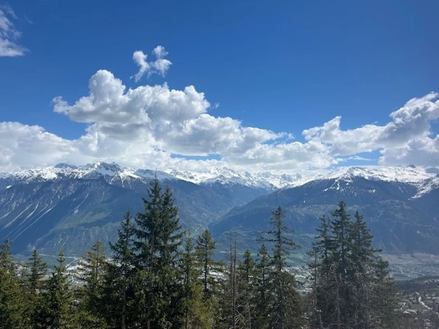 Wunderschöne Wohnung mit Panoramablick - Foto 2 von 4