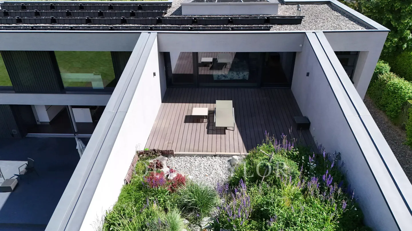 Elegant Family Home in Nature - Photo 9 of 9
