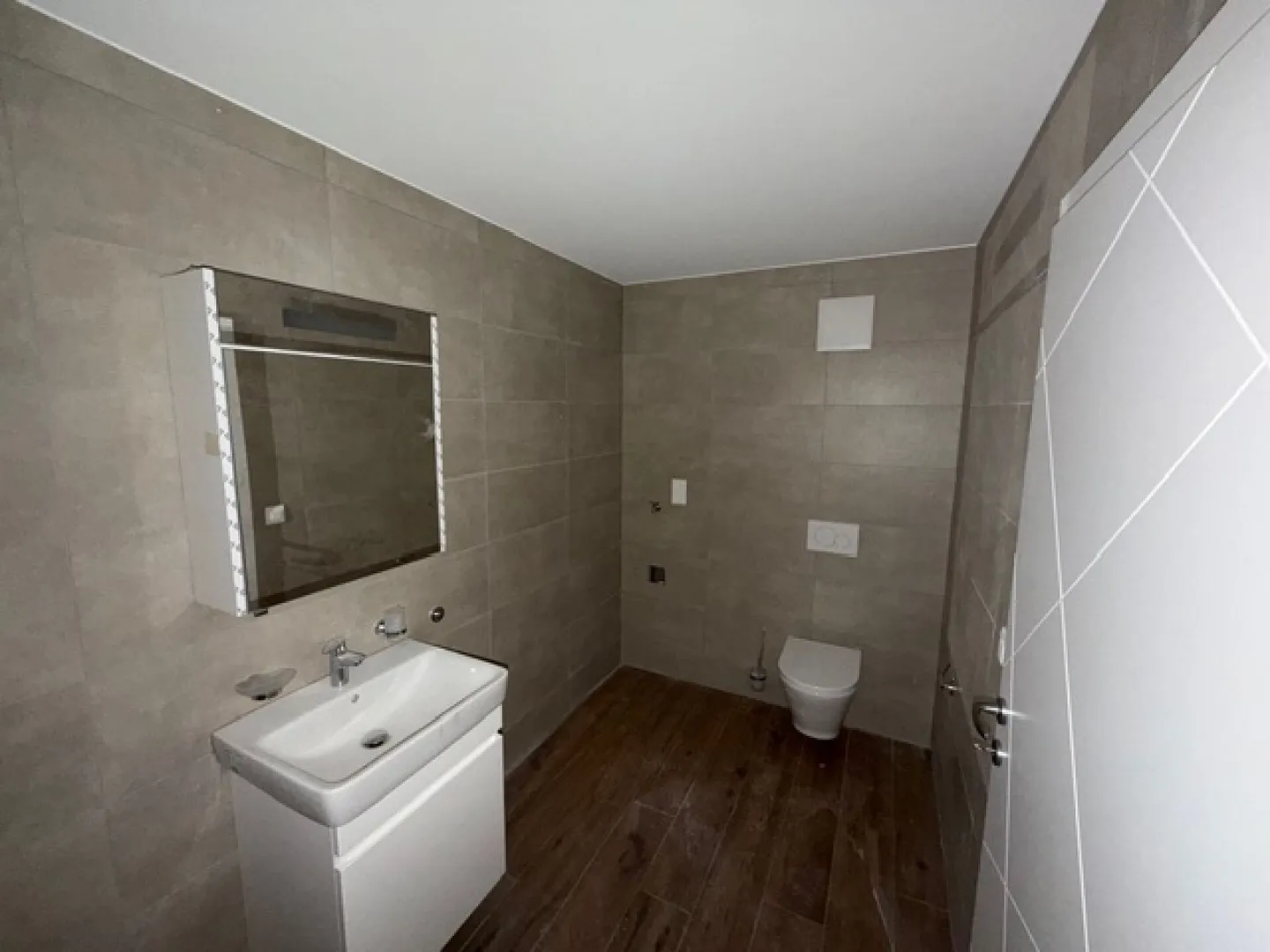 Neues 5,5-Zimmer-Apartment in Farvagny - Foto 10 von 13