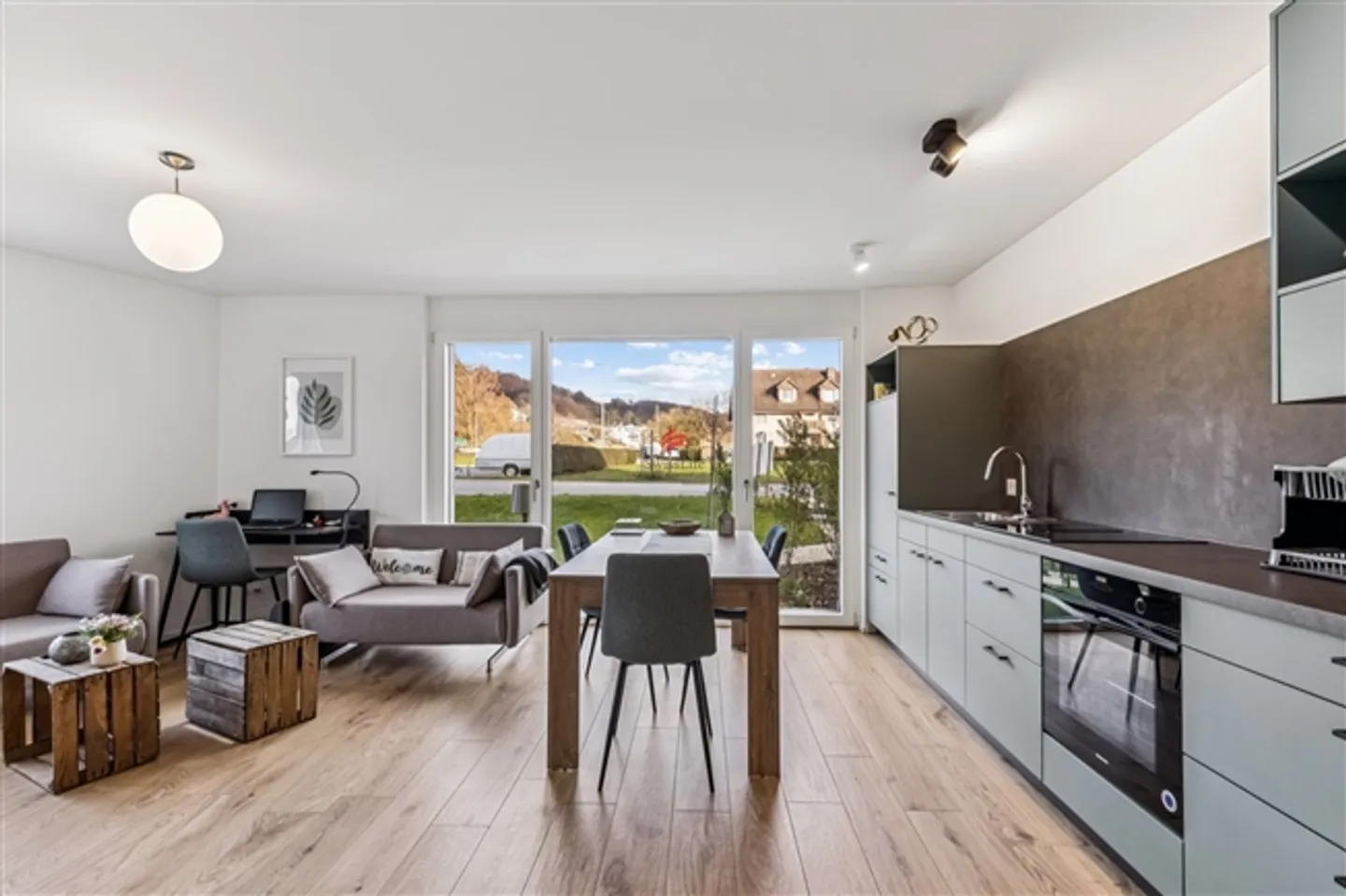 Retreat with exclusive garden area - Photo 2 of 7