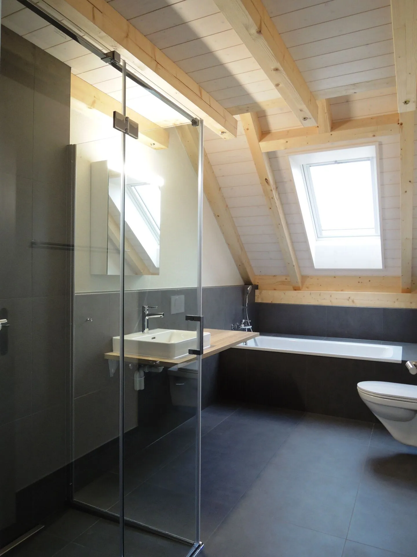 Casa trifamiliare Gässli-Maisonette appartamento OG/DG Ovest - Foto 5 di 10